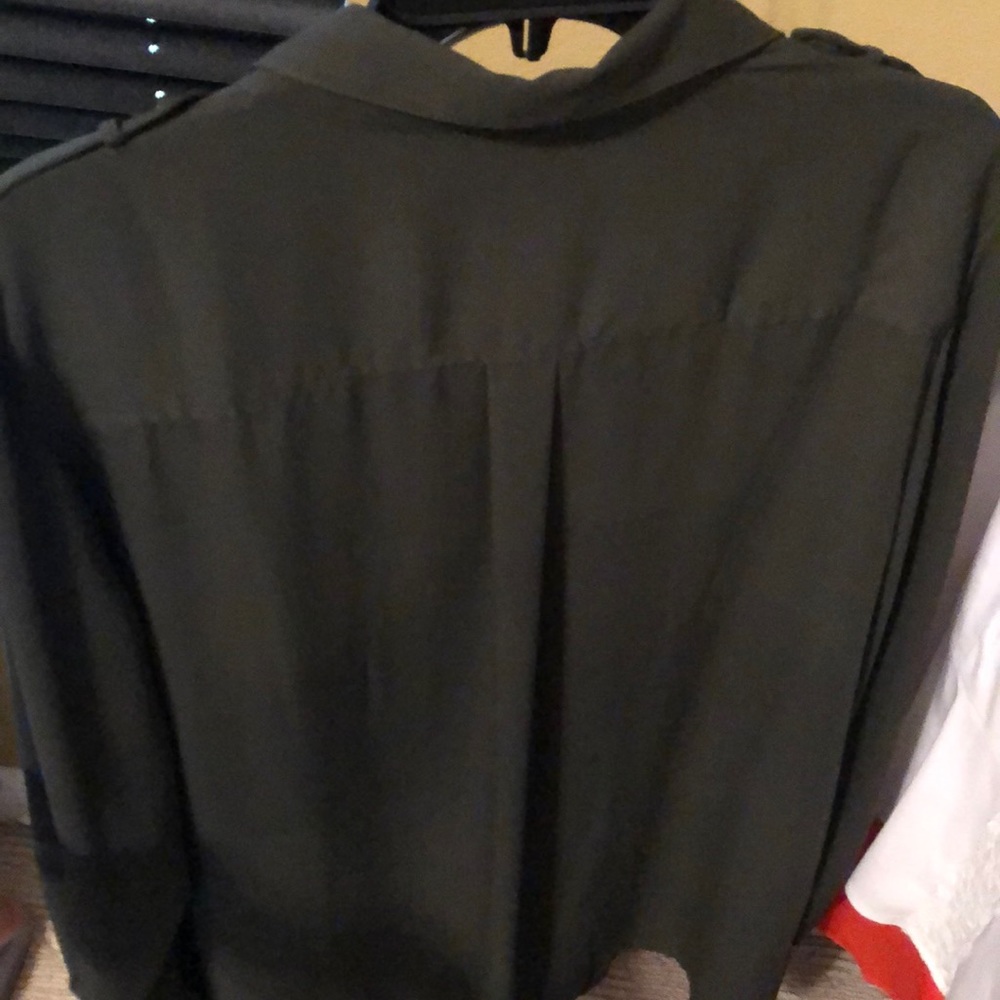 Blouse - Picture 2 of 2